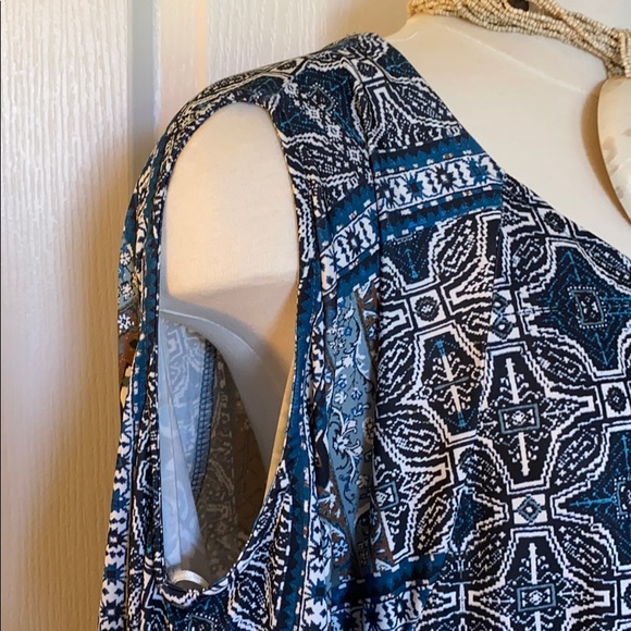 Style & Co Cold shoulder top NWOT - Picture 3 of 9